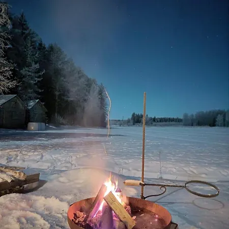 Kontion Keidas Maaseudulla Varattavissa Myoes Takkatupa Ja Sauna