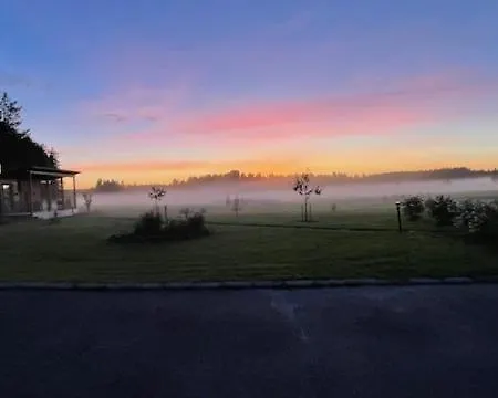 Kontion Keidas Maaseudulla Varattavissa Myoes Takkatupa Ja Sauna Lägenhet